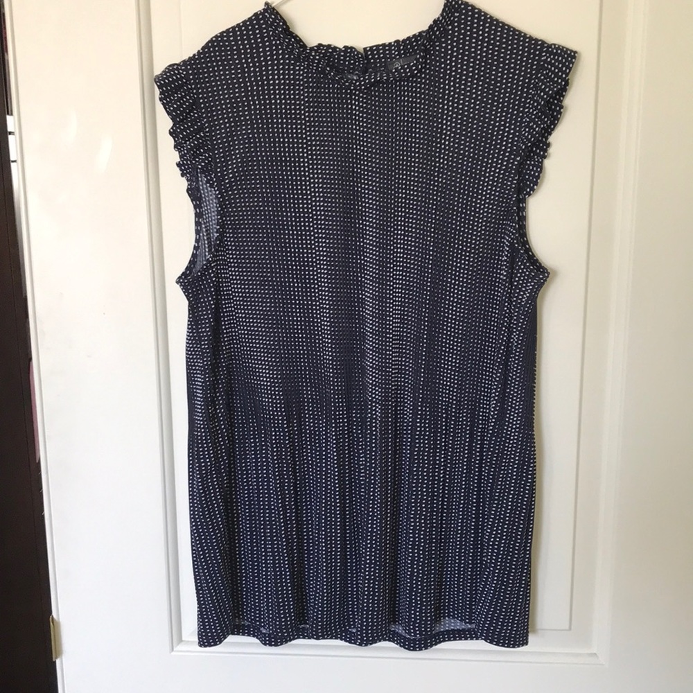 Women’s sleeveless blouse